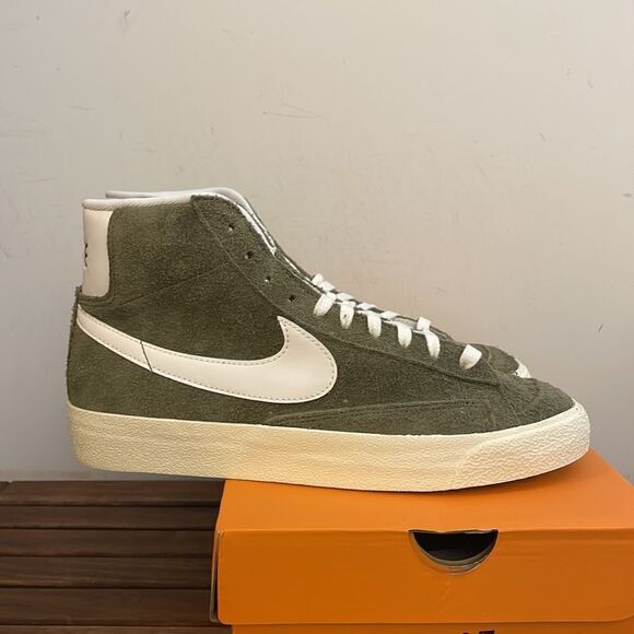 Nike Blazer Mid’ 77 Vintage Suede Medium Olive Women Size 10.5(DV7006-201) - Picture 7 of 12